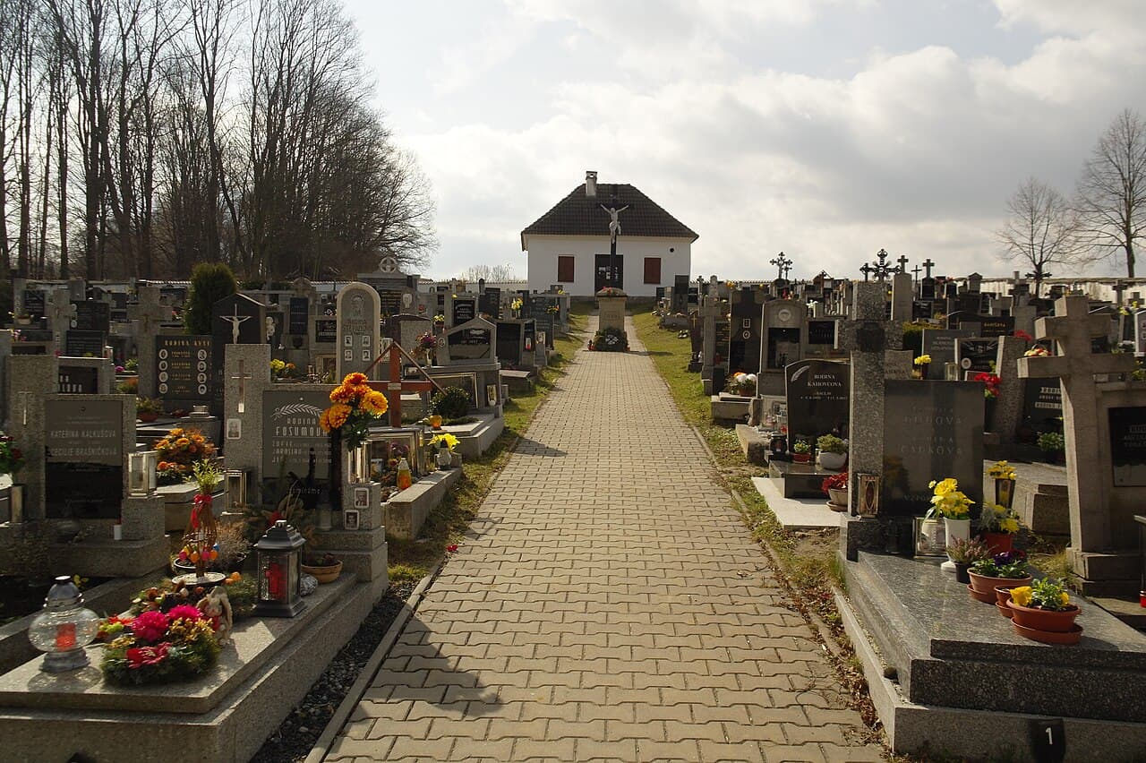Hřbitov Zlatá Koruna