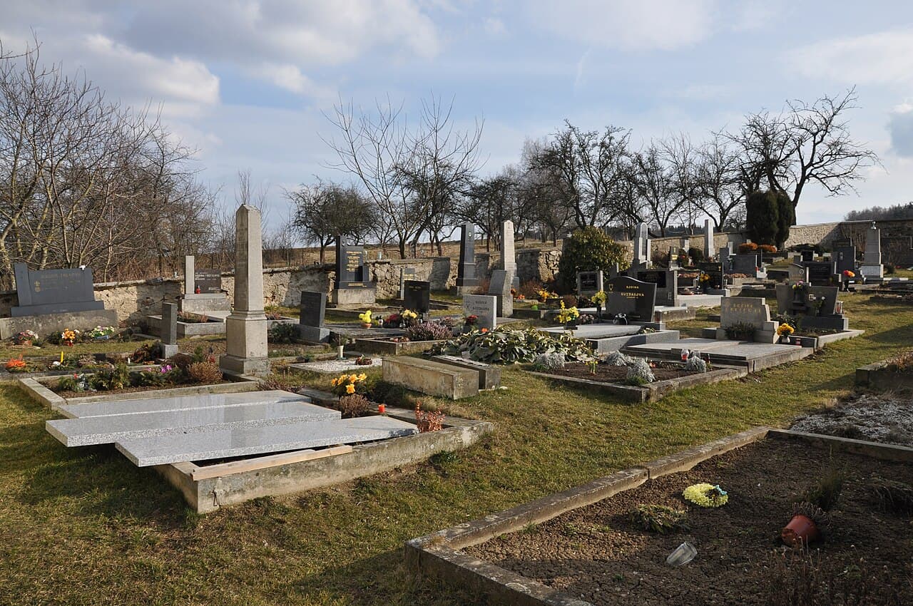 Evangelický hřbitov Strměchy